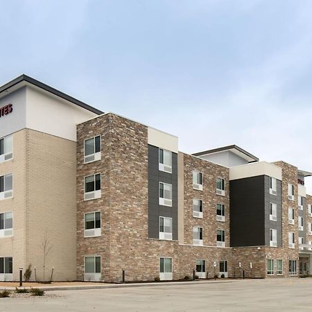 Towneplace Suites By Marriott Oshkosh Zewnętrze zdjęcie